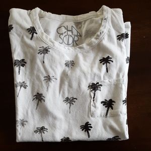 Chaser palm tree tee, size small
